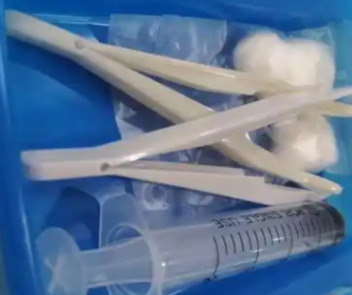 12# 一次性使用骨髓穿刺包