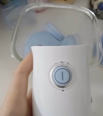 MFNI-06EB 电动压力喷雾洗鼻器
